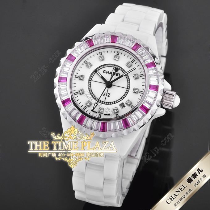 シャネル時計背面デザイン